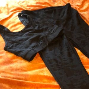 Black Camo FashionNova Active set combo